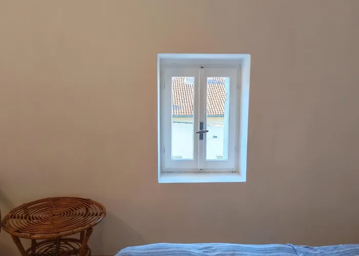 Elegant Traditional Steps From The Lake, With Garden And Panoramic Terrace *