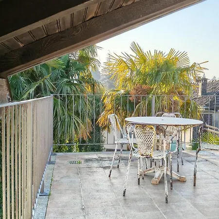 Vakantiehuis Elegant Traditional Steps From The Lake, With Garden And Panoramic Terrace Laveno-Mombello