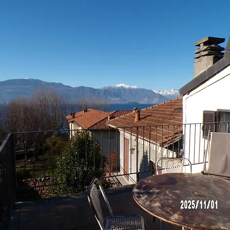Elegant Traditional Steps From The Lake, With Garden And Panoramic Terrace
