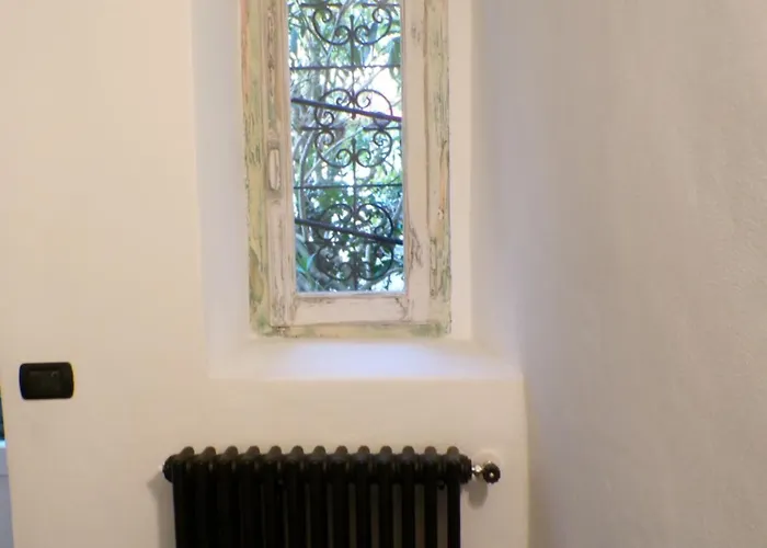 Elegant Traditional Steps From The Lake, With Garden And Panoramic Terrace * Cerro (Laveno-Mombello)