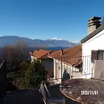 Elegant Traditional Steps From The Lake, With Garden And Panoramic Terrace