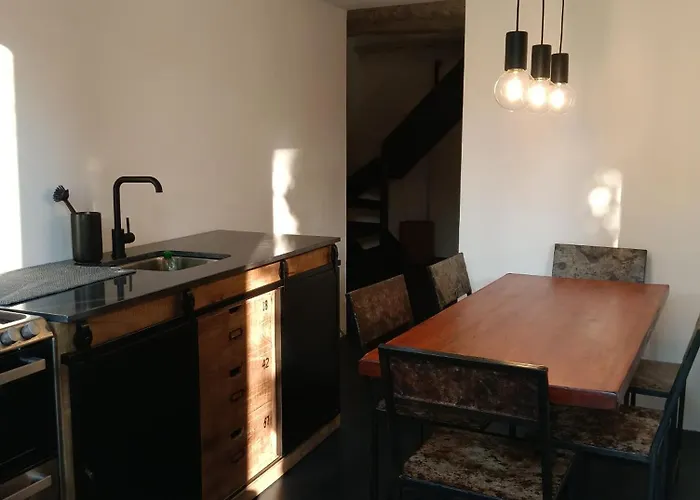 Σπίτι διακοπών Elegant Traditional Steps From The Lake, With Garden And Panoramic Terrace Cerro (Laveno-Mombello)